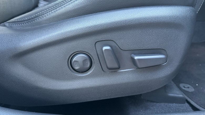 Hyundai Tucson 1.7 CRDi Blue Drive Sport Edition 5dr 2WD DCT Diesel Estate